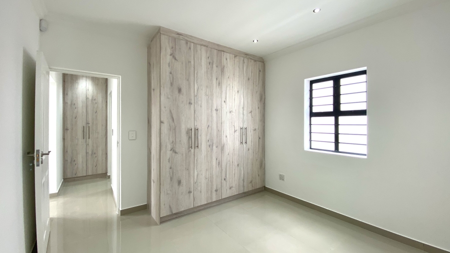 4 Bedroom Property for Sale in Britannia Bay Western Cape